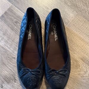 CHANEL Black Quilted Flats with Bow size 41